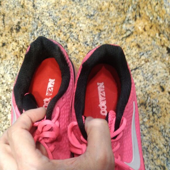 Rare Nike Air Max Running Shoes 898013-006 Women\'s Pink Running Shoes Size 8.5